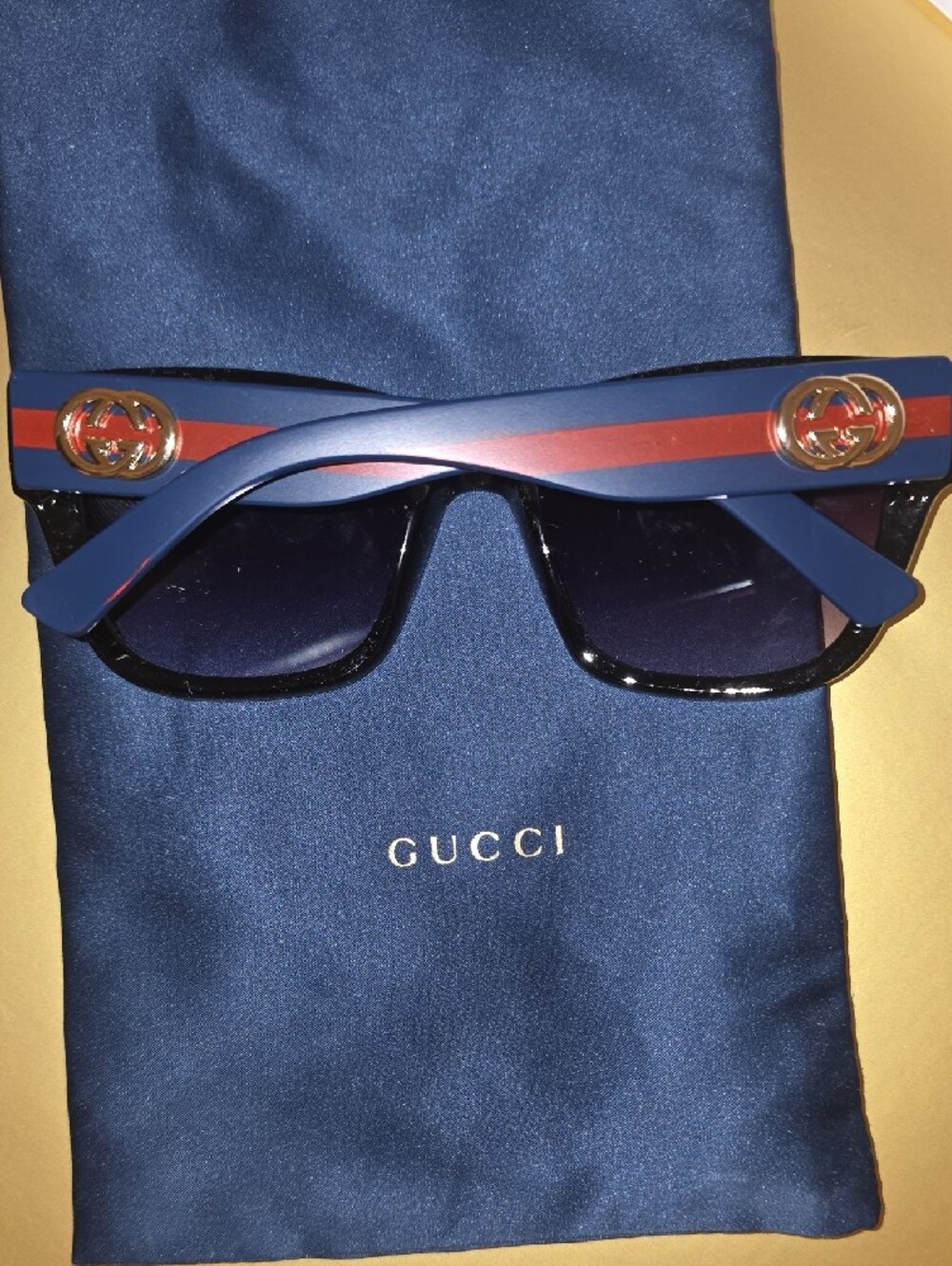 Gucci Blue Sunglasses with Red Stripe and Gold Logo No Box No Case - Picture 5 of 8